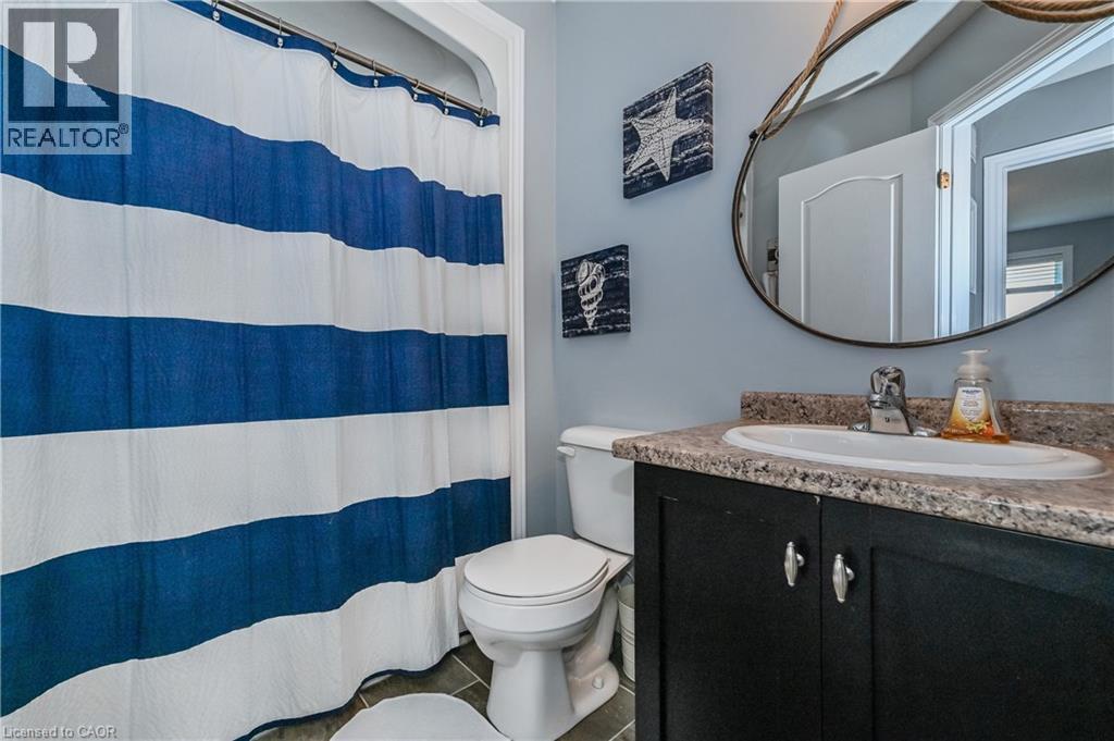 557 Landgren Court, Kitchener, Ontario  N2A 0G8 - Photo 22 - 40808232