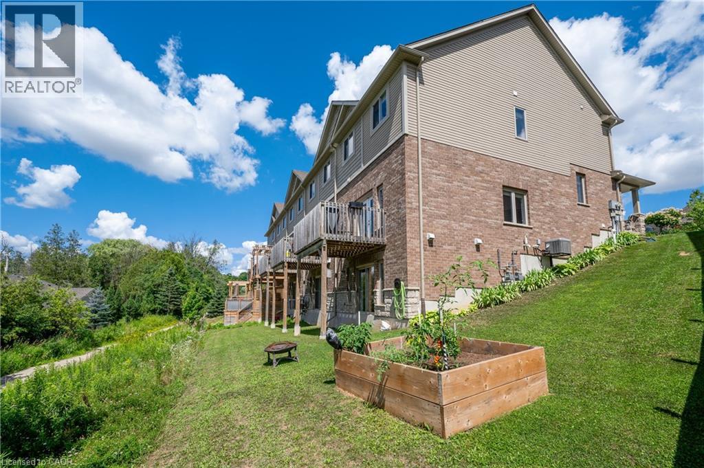 557 Landgren Court, Kitchener, Ontario  N2A 0G8 - Photo 24 - 40808232