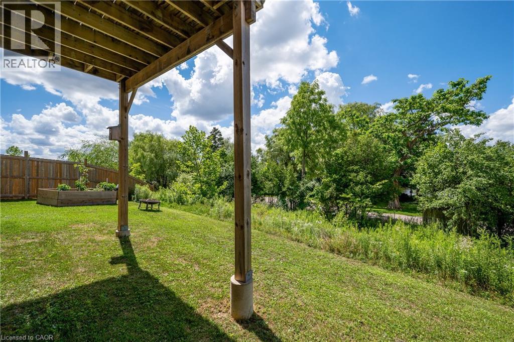 557 Landgren Court, Kitchener, Ontario  N2A 0G8 - Photo 25 - 40808232