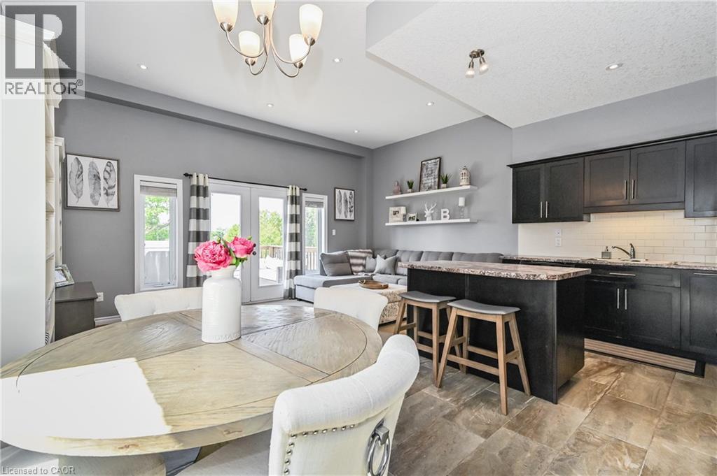 557 Landgren Court, Kitchener, Ontario  N2A 0G8 - Photo 8 - 40808232