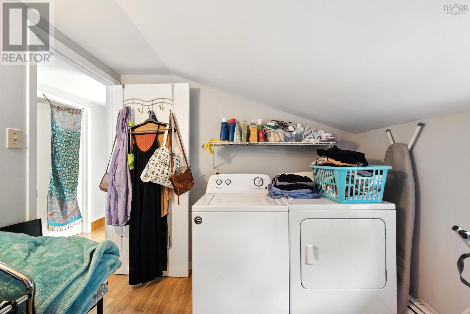 5651 Macara Street, Halifax, Nova Scotia  B3K 1W3 - Photo 34 - 202520297