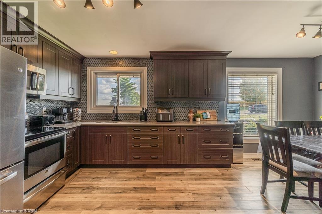 591 Governors Road E, Paris, Ontario  N3L 3E1 - Photo 5 - 40807736