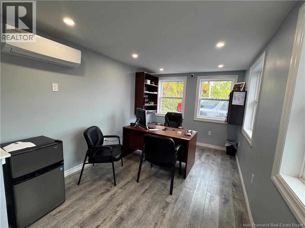 535+539 Main Street, Woodstock, New Brunswick  E7M 2B9 - Photo 6 - NB127377