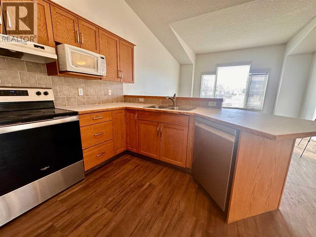 613 Squamish Lane W, Lethbridge, Alberta  T1K 7W7 - Photo 6 - A2289979