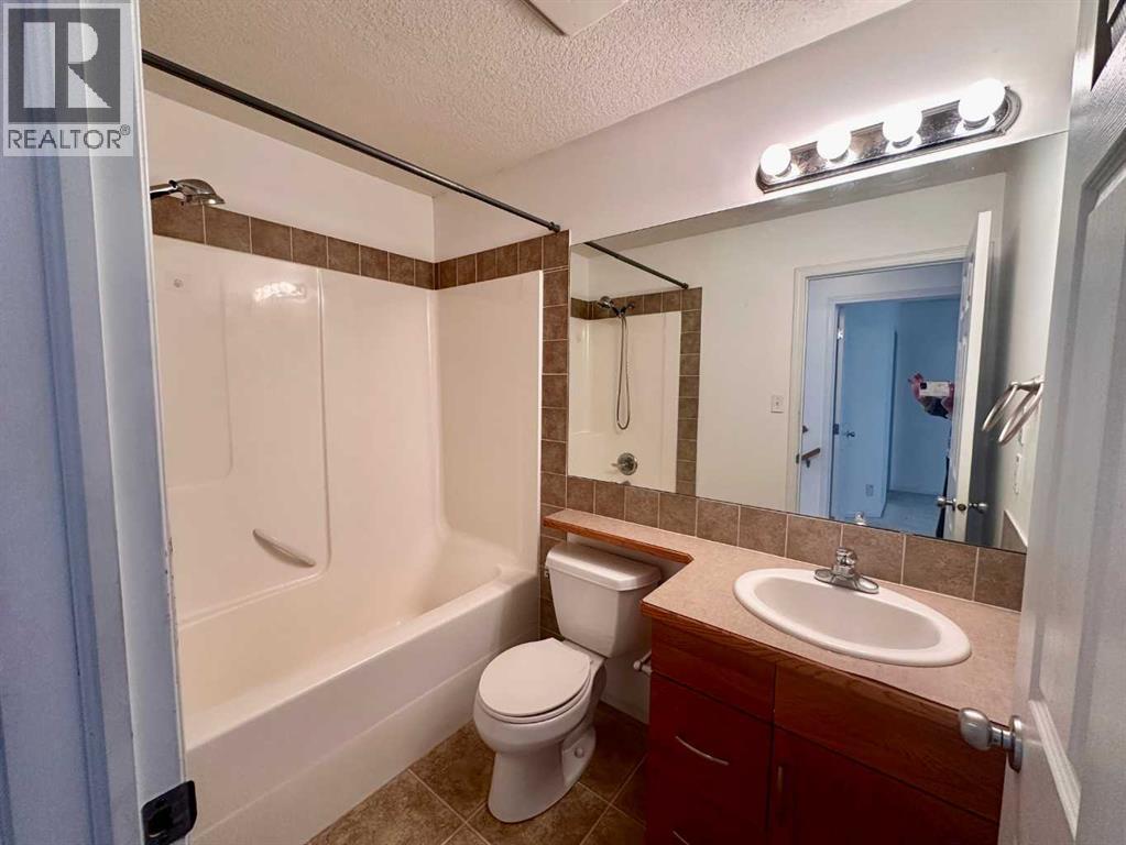 613 Squamish Lane W, Lethbridge, Alberta  T1K 7W7 - Photo 12 - A2289979