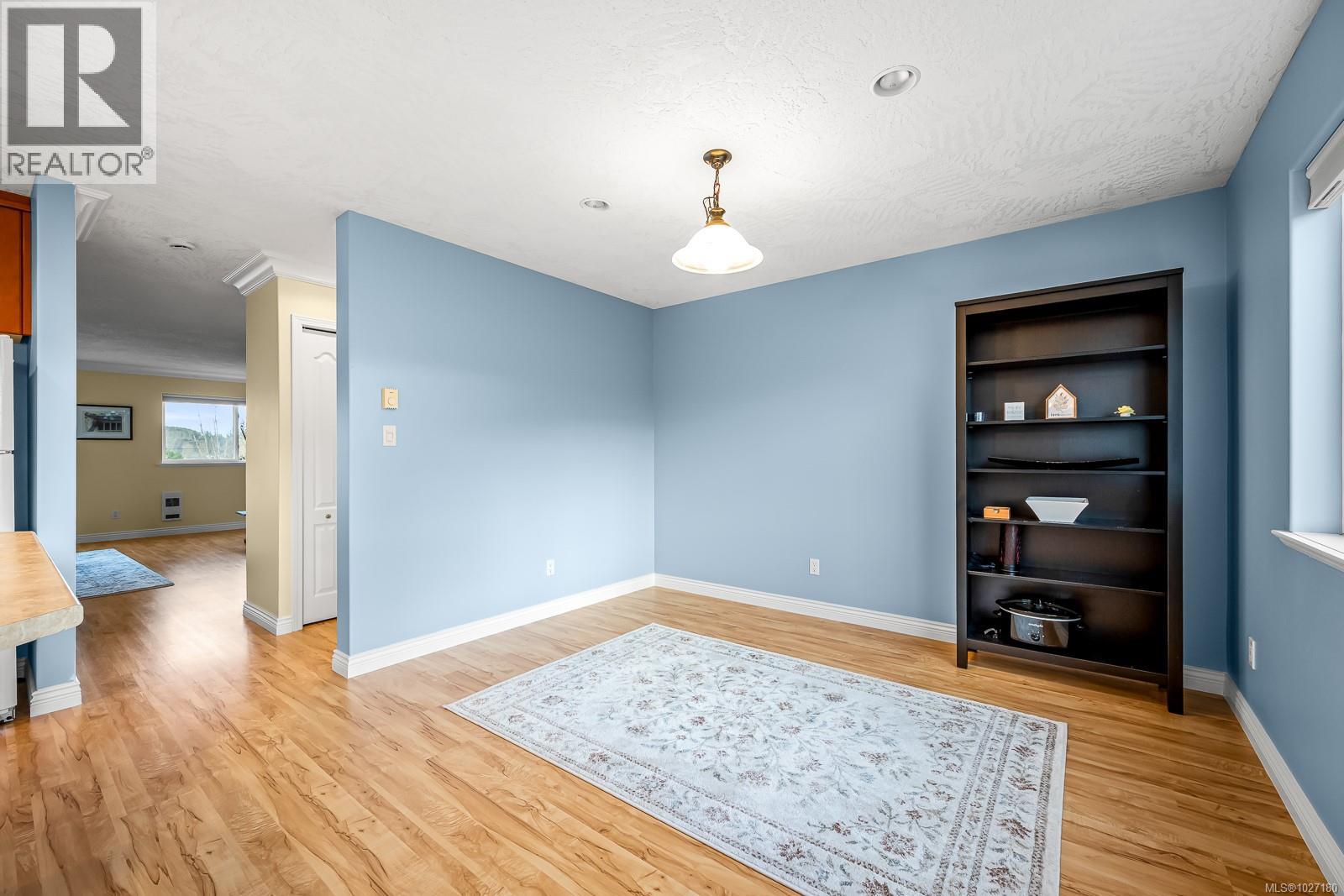 14 2475 Mansfield Dr, Courtenay, British Columbia  V9M 2M2 - Photo 18 - 1027180