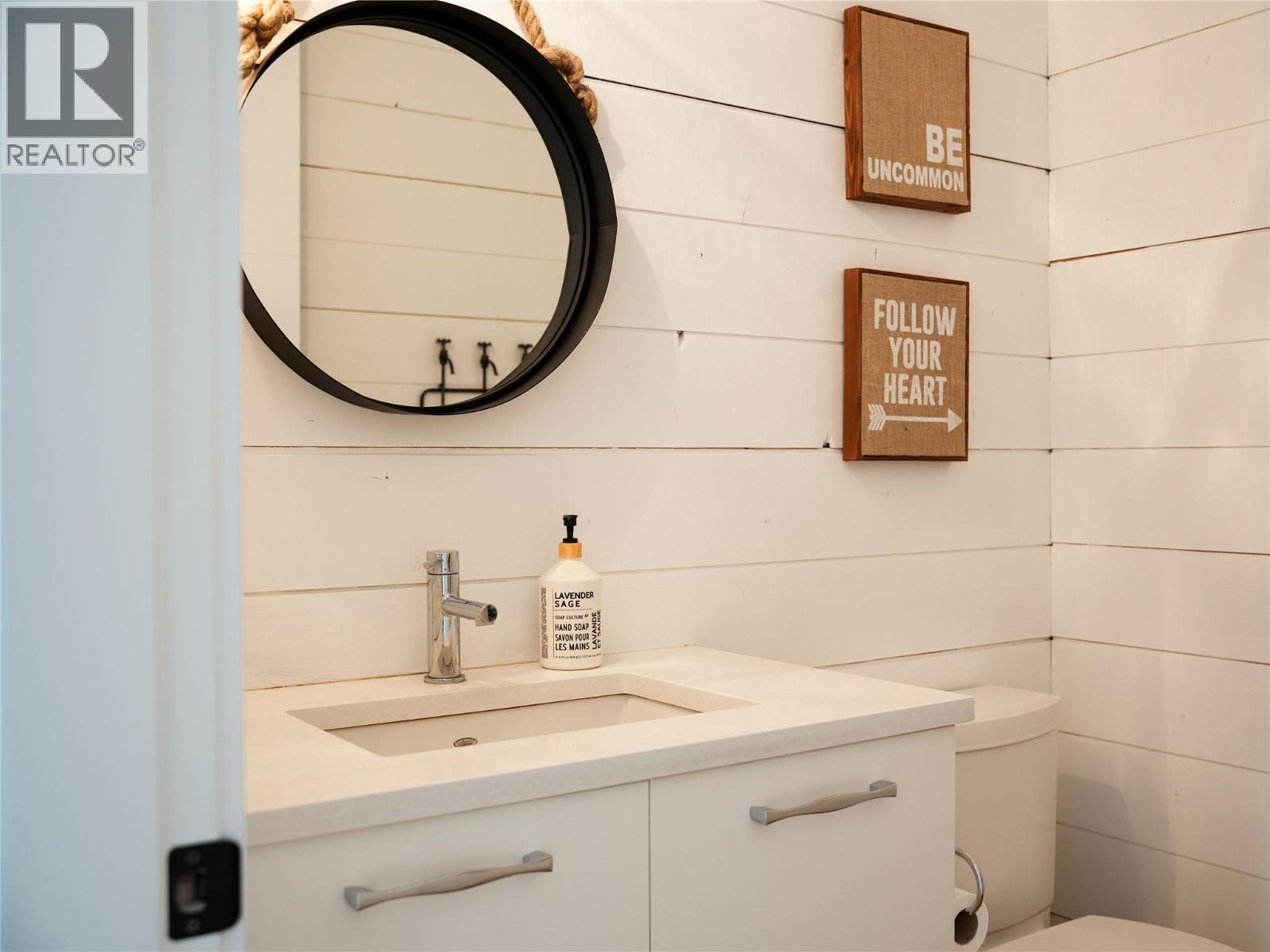 610 Barrera Road, Kelowna, British Columbia  V1W 3K2 - Photo 11 - 10363811