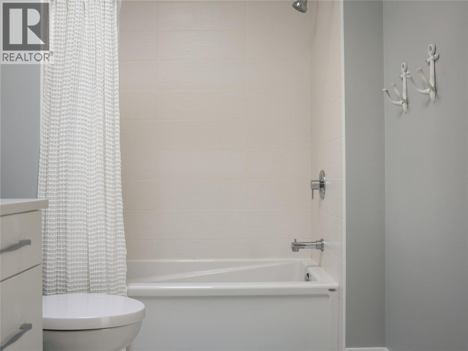 610 Barrera Road, Kelowna, British Columbia  V1W 3K2 - Photo 28 - 10363811