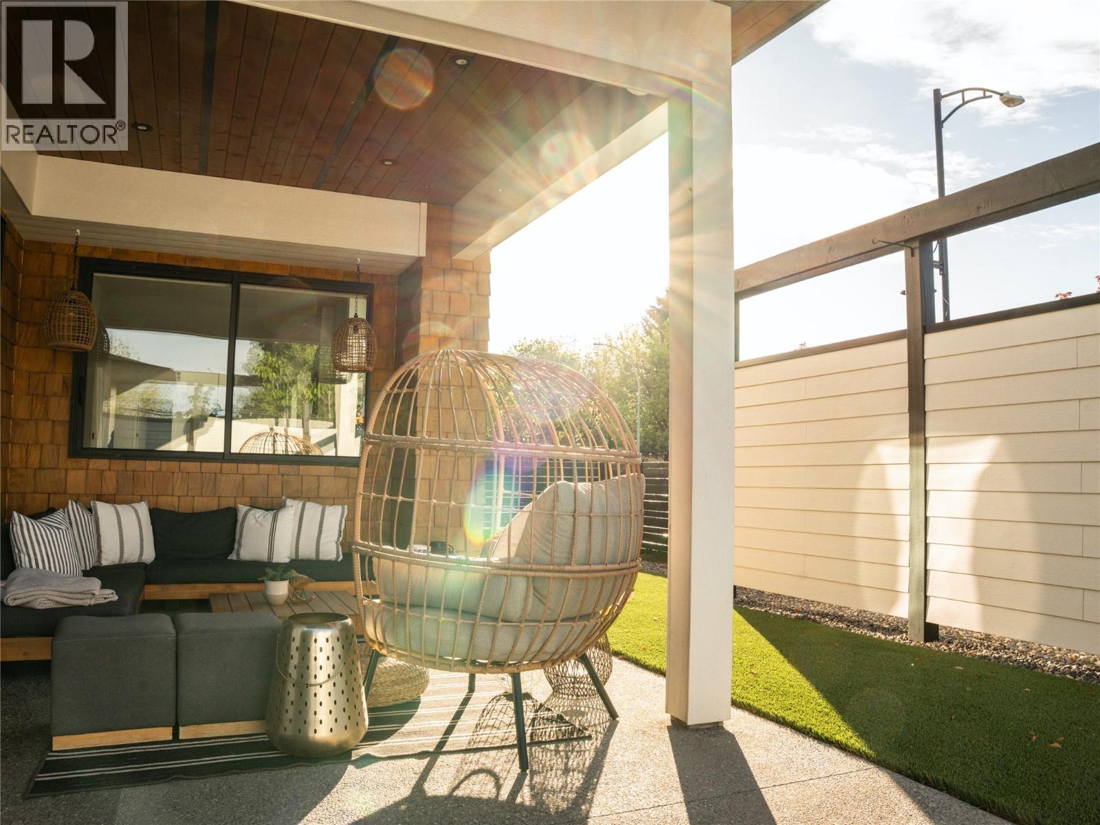 610 Barrera Road, Kelowna, British Columbia  V1W 3K2 - Photo 33 - 10363811