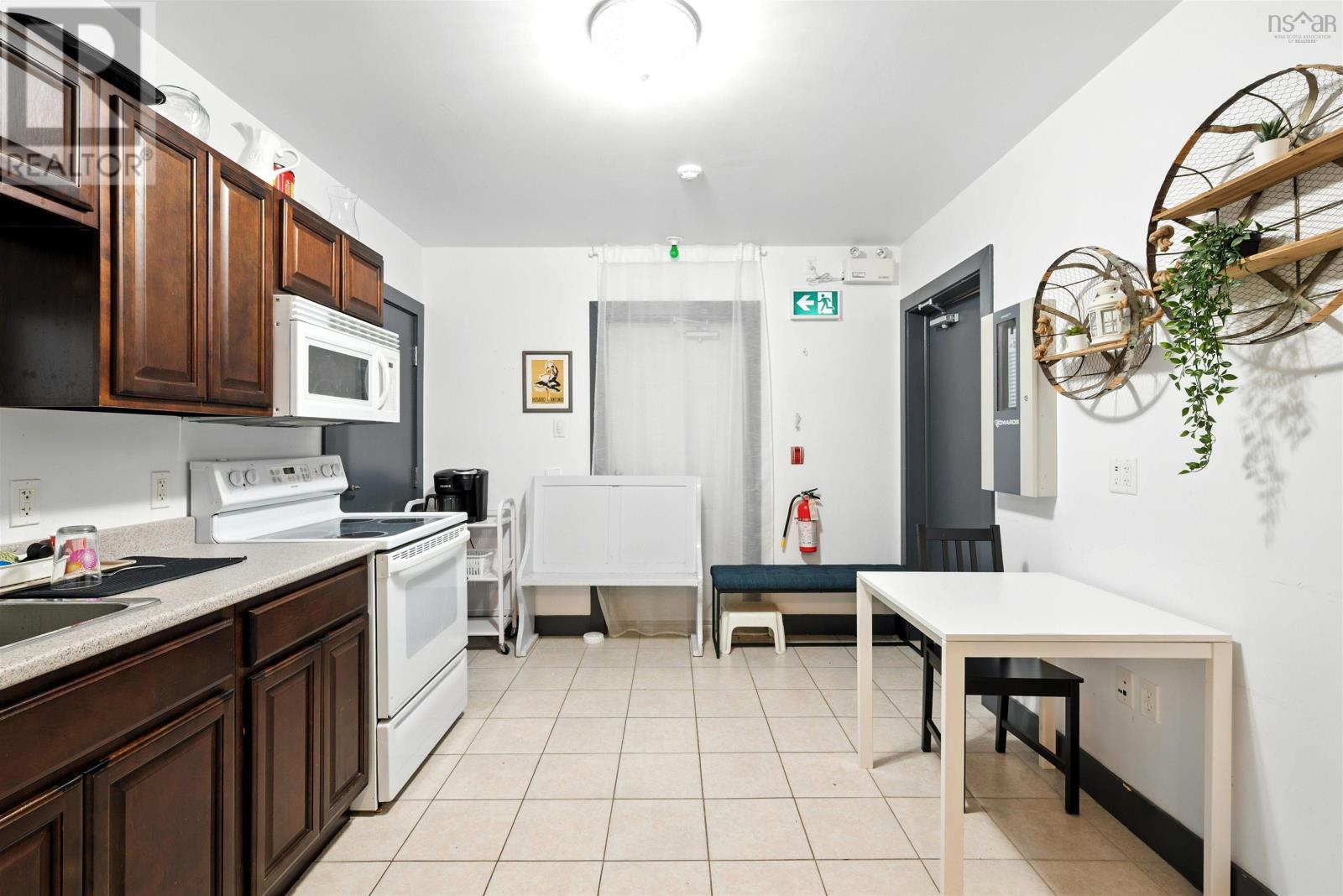 59 Mcquade Lake Crescent, Halifax, Nova Scotia  B3S 1C4 - Photo 32 - 202600063