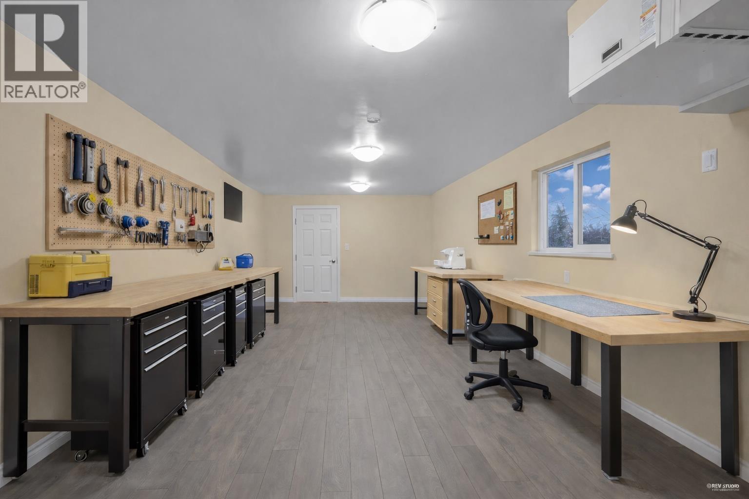 5807 Highfield Drive, Burnaby, British Columbia  V5B 1E4 - Photo 31 - R3075990