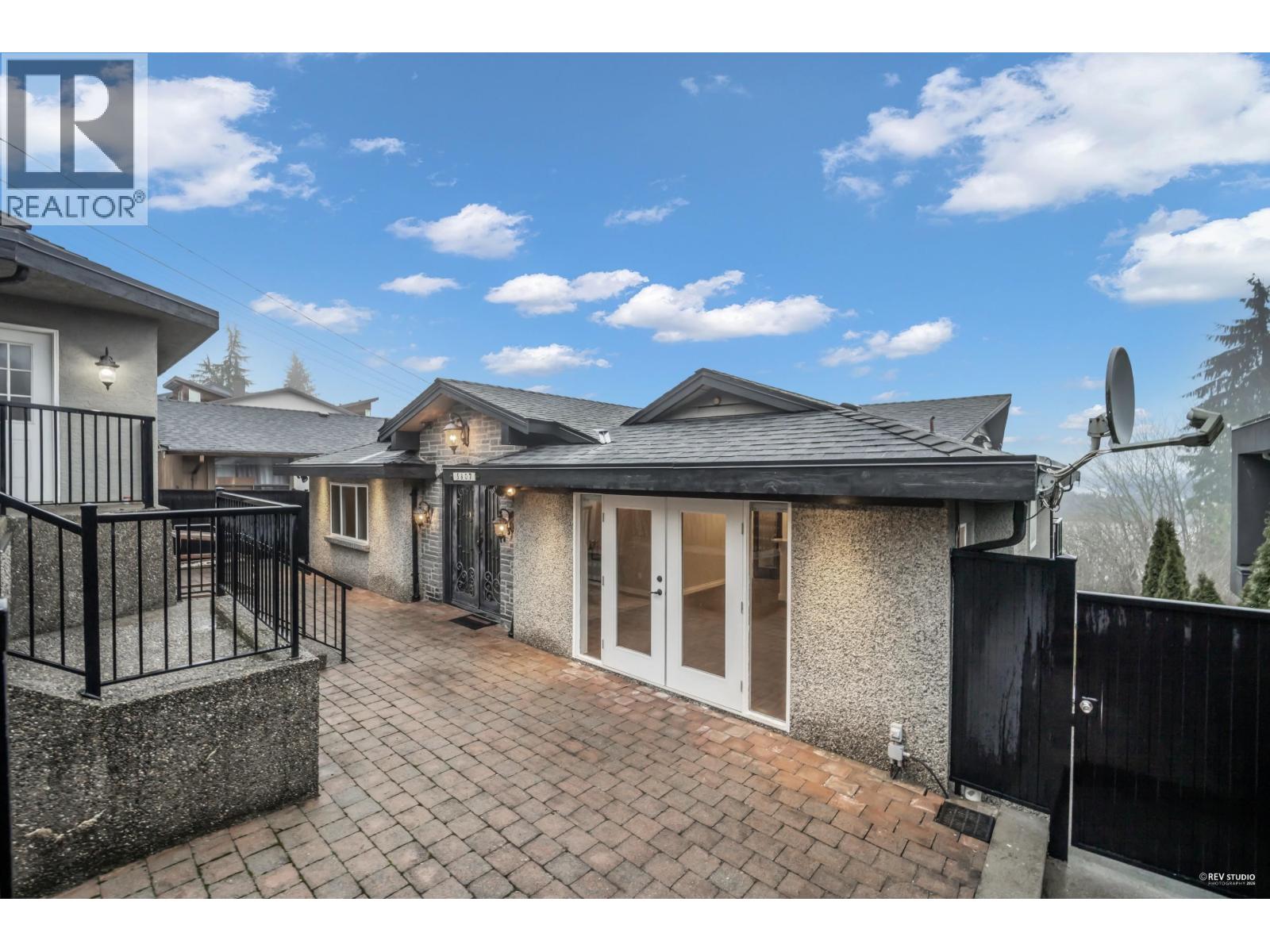 5807 Highfield Drive, Burnaby, British Columbia  V5B 1E4 - Photo 37 - R3075990