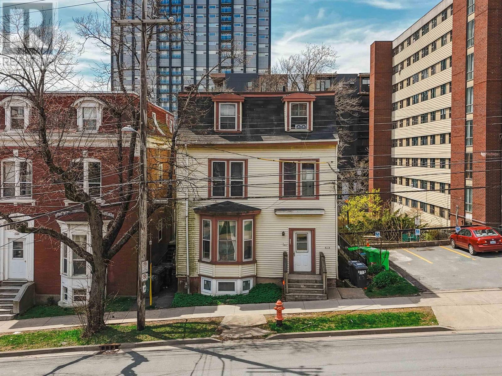 1178 Queen Street, Halifax, Nova Scotia  B3H 2S3 - Photo 1 - 202601446