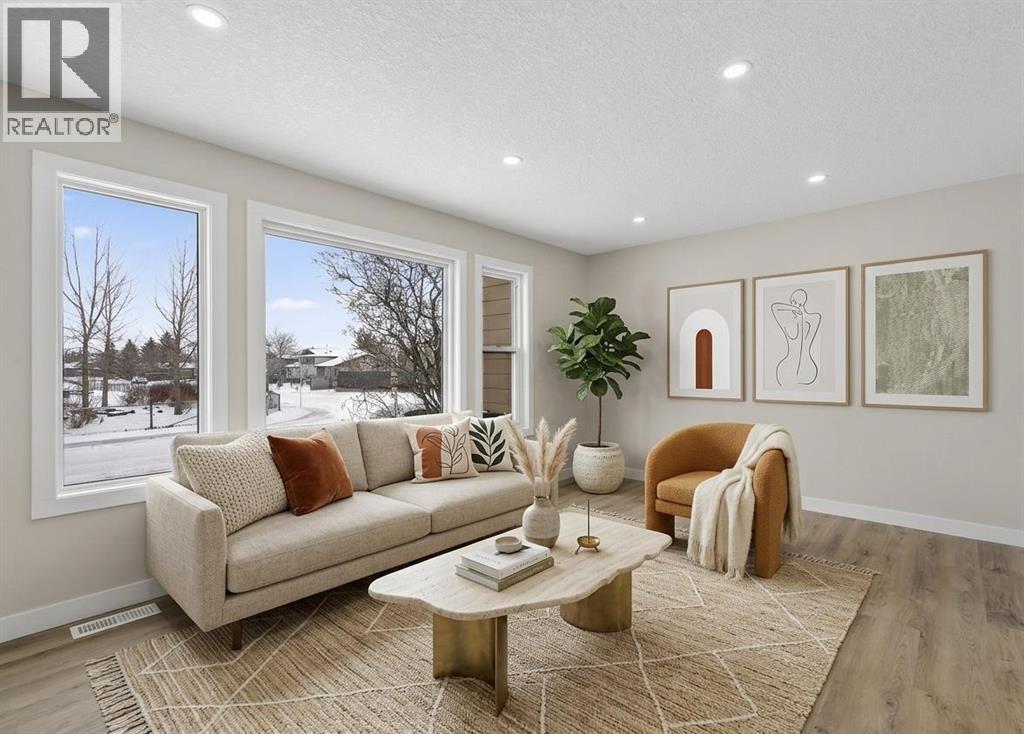 5625 Templehill Road Ne, Calgary, Alberta  T1Y 4C1 - Photo 4 - A2290052