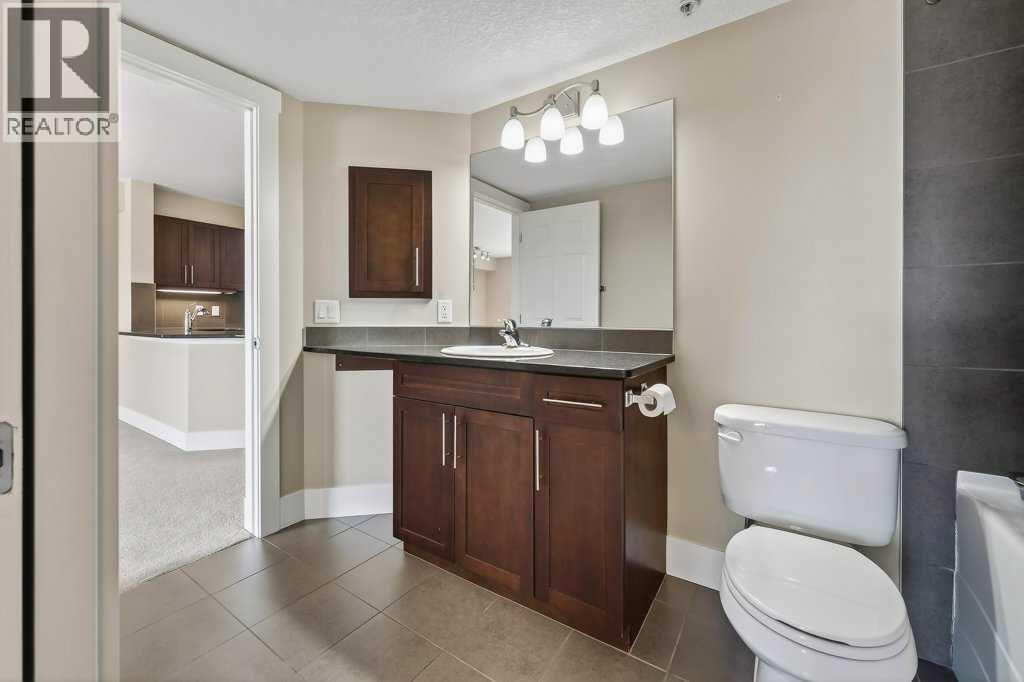 403, 500 Rocky Vista Gardens Nw, Calgary, Alberta  T3G 0C3 - Photo 17 - A2290229