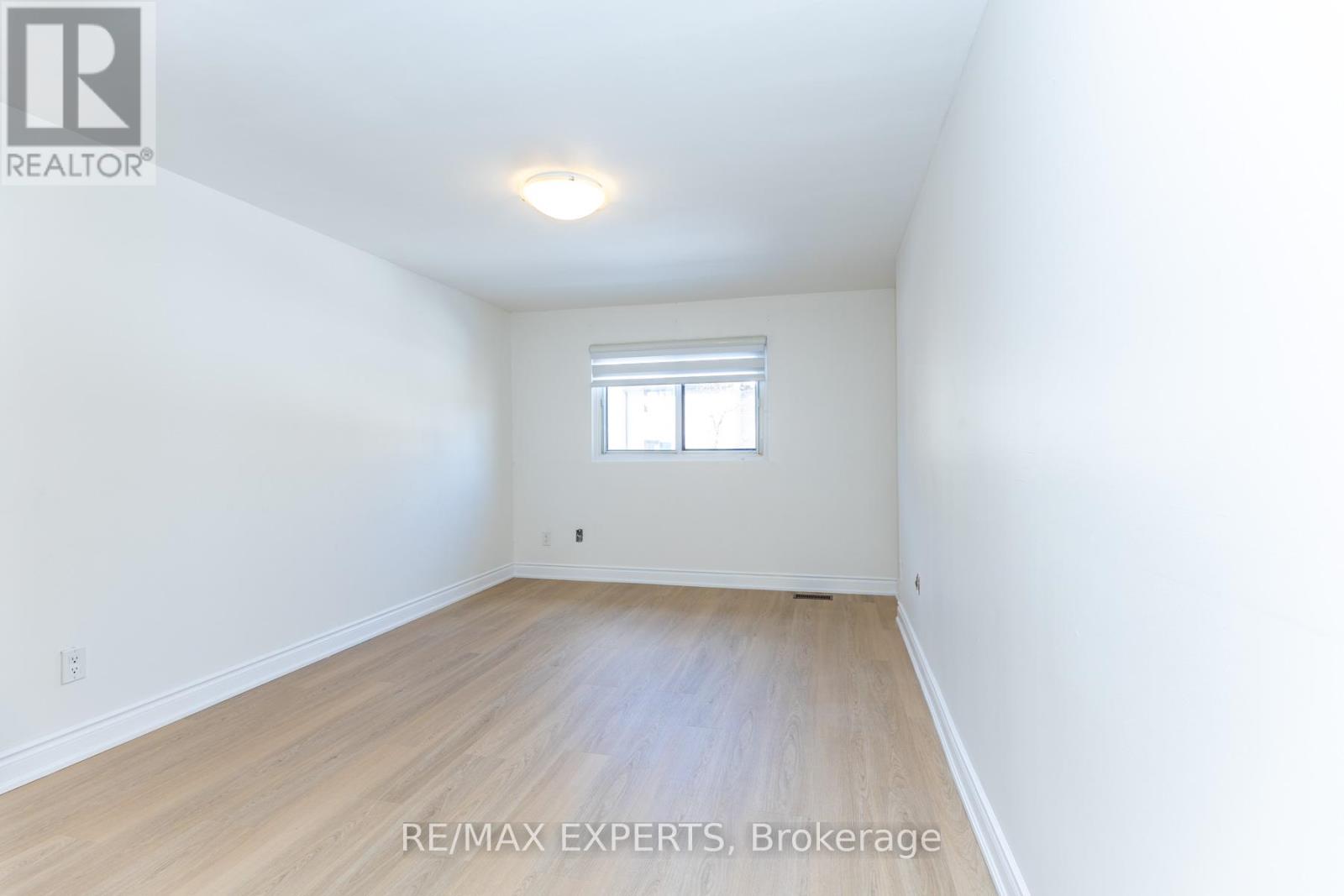 31 Carleton Place, Brampton, Ontario L6T 3Z4 - Photo 12 - W12839318