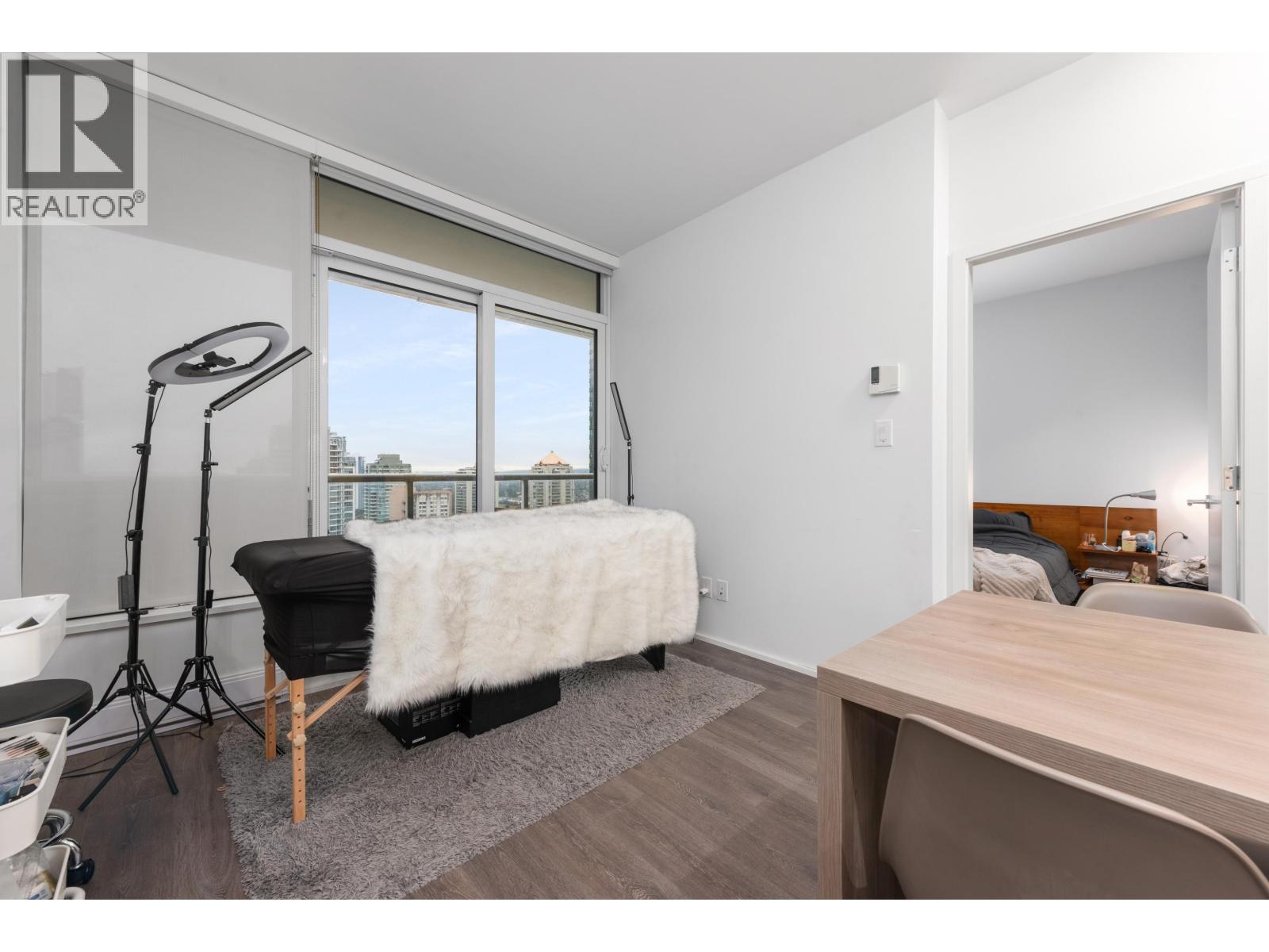 1907 1955 Alpha Way, Burnaby, British Columbia  V5C 0K6 - Photo 7 - R3095327