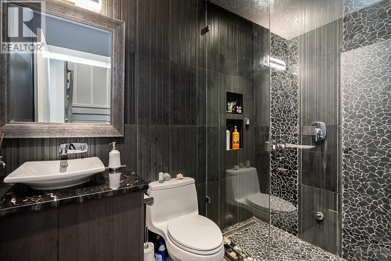 4365 Mountain Highway, North Vancouver, British Columbia  V7K 2K3 - Photo 29 - R3095326