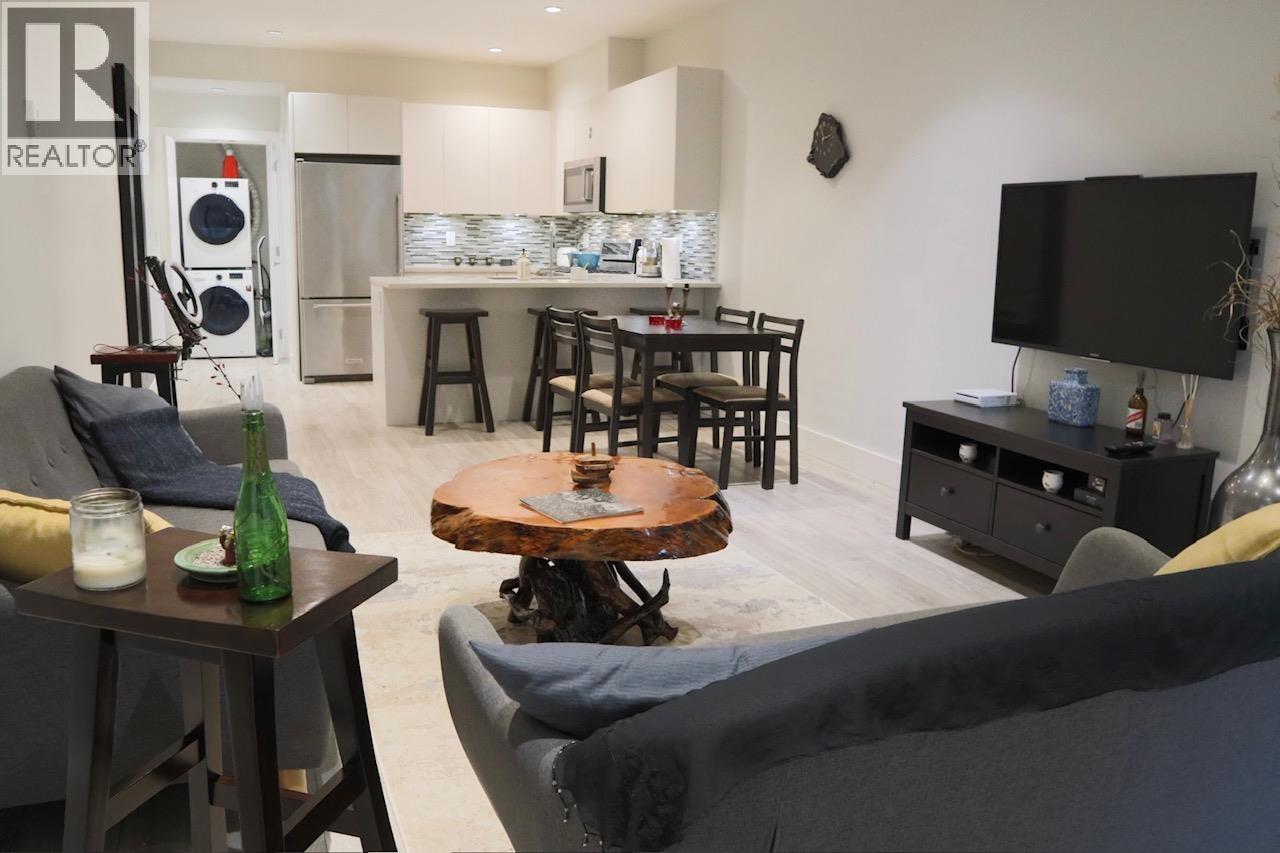 4365 Mountain Highway, North Vancouver, British Columbia  V7K 2K3 - Photo 37 - R3095326