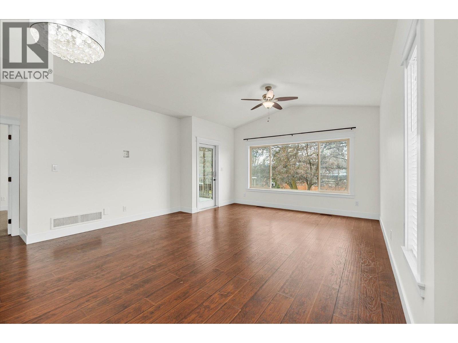 950 Rutland Road N, Kelowna, British Columbia  V1X 3B7 - Photo 13 - 10375810