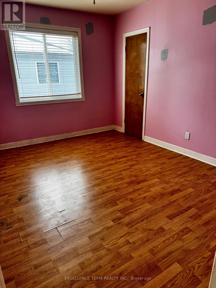 1300 Gallinger Avenue, Cornwall, Ontario  K6J 4T5 - Photo 3 - X12750592