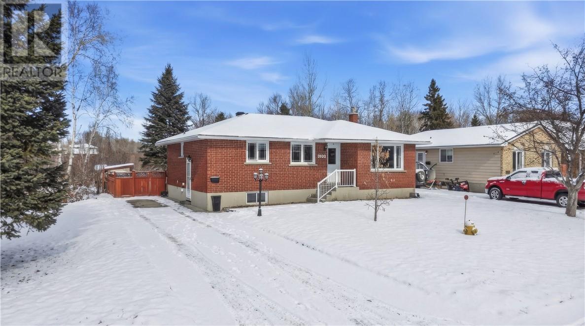 1968 Sagebrush Place, Sudbury, Ontario  P3A 4X7 - Photo 2 - 2126648