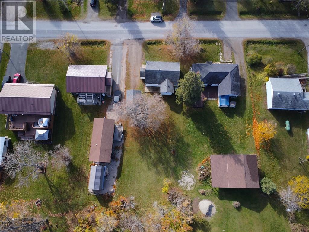26 Vankoughnet Street, Little Current, Ontario  P0P 1K0 - Photo 11 - 2125767