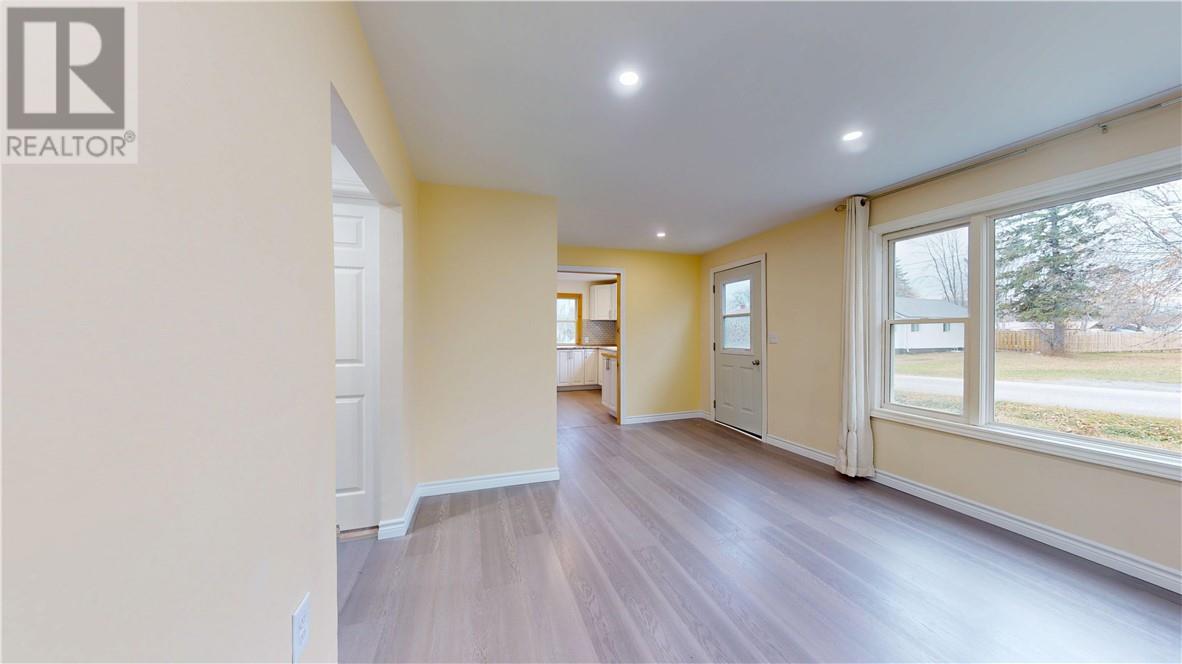 26 Vankoughnet Street, Little Current, Ontario  P0P 1K0 - Photo 35 - 2125767