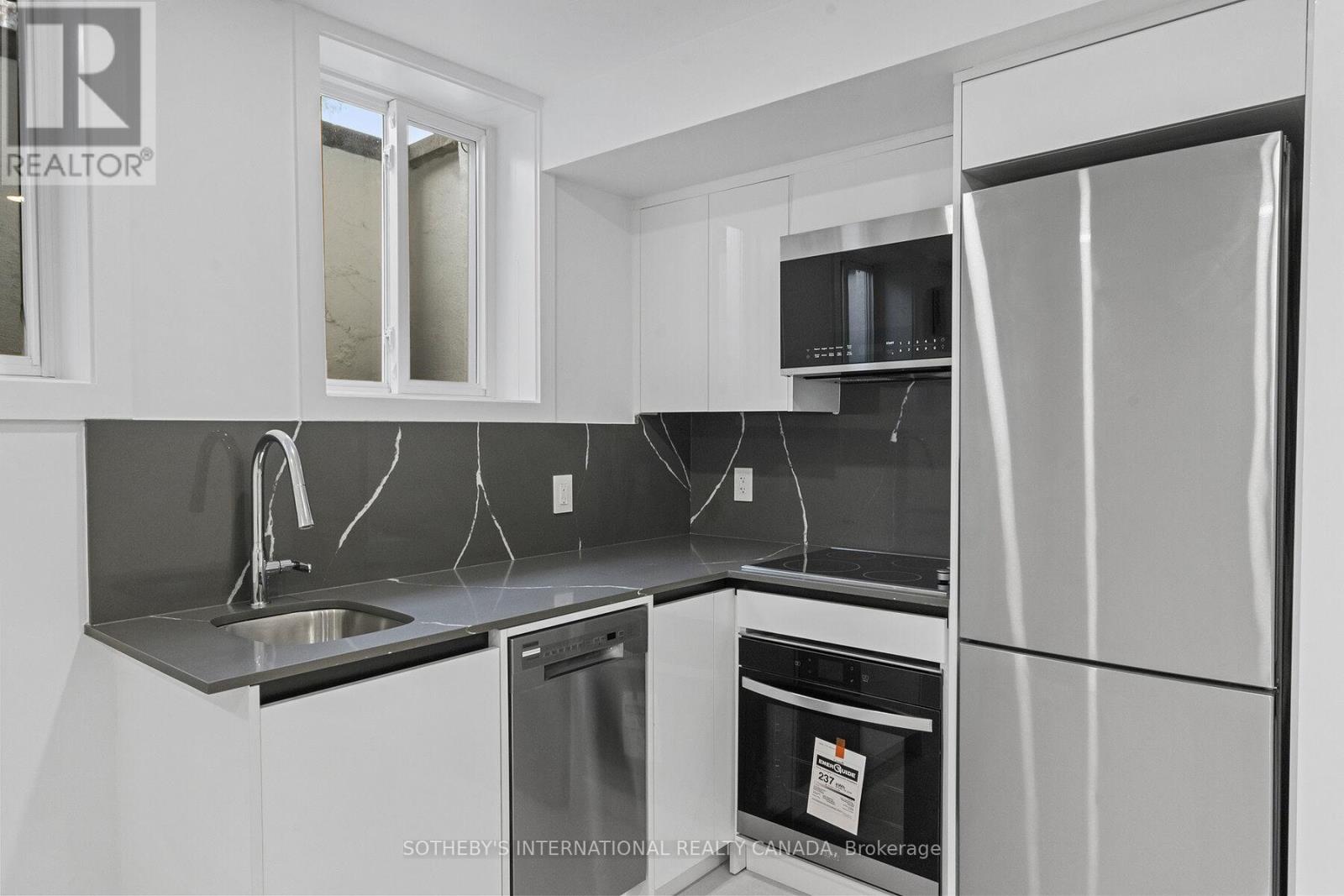 B - 1340 Avenue Road, Toronto, Ontario  M5N 2H2 - Photo 5 - C12839572