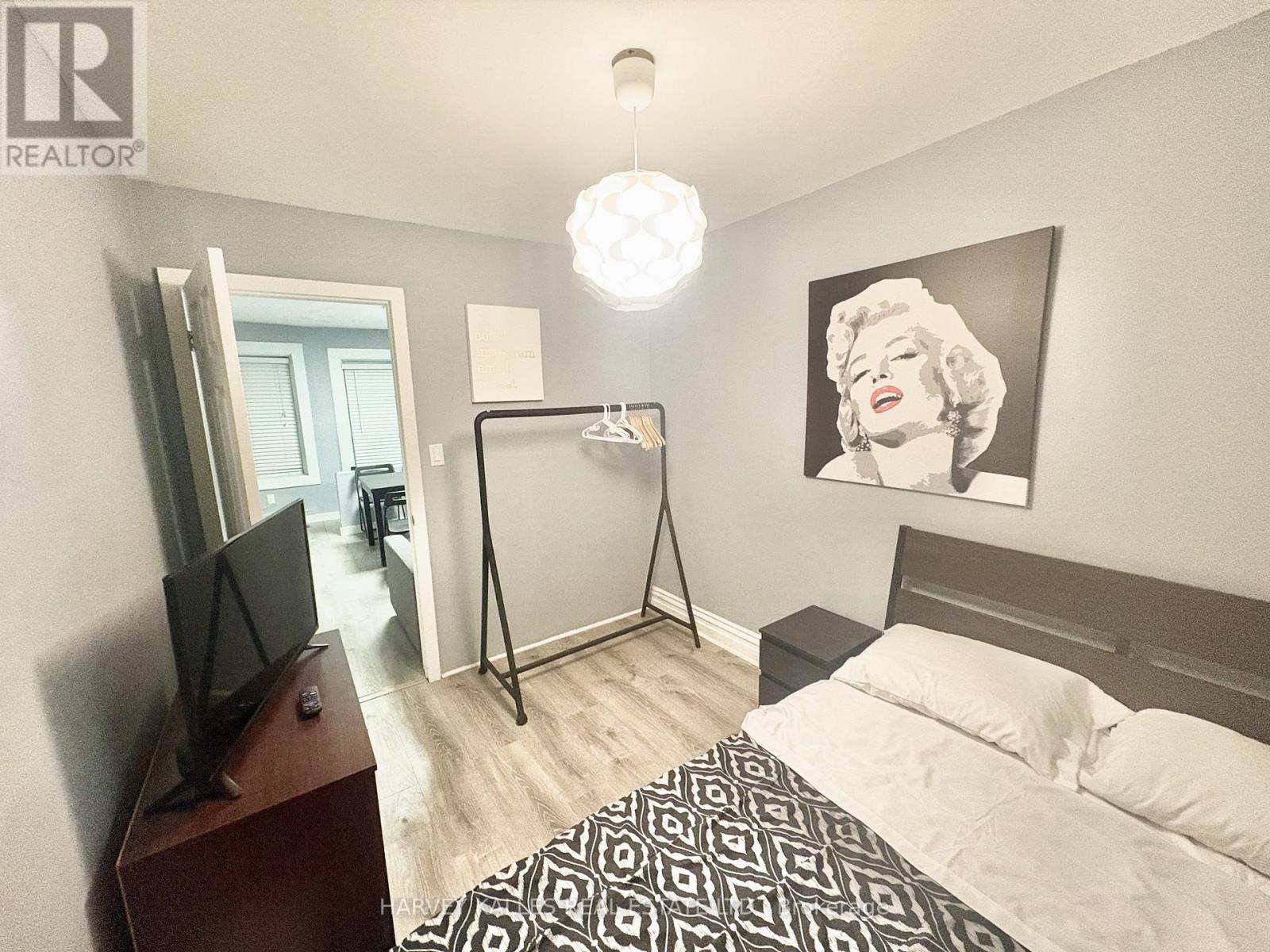 2 - 11 Saint Patricks Square, Toronto (Kensington-Chinatown), Ontario  M5T 1W8 - Photo 10 - C12839602