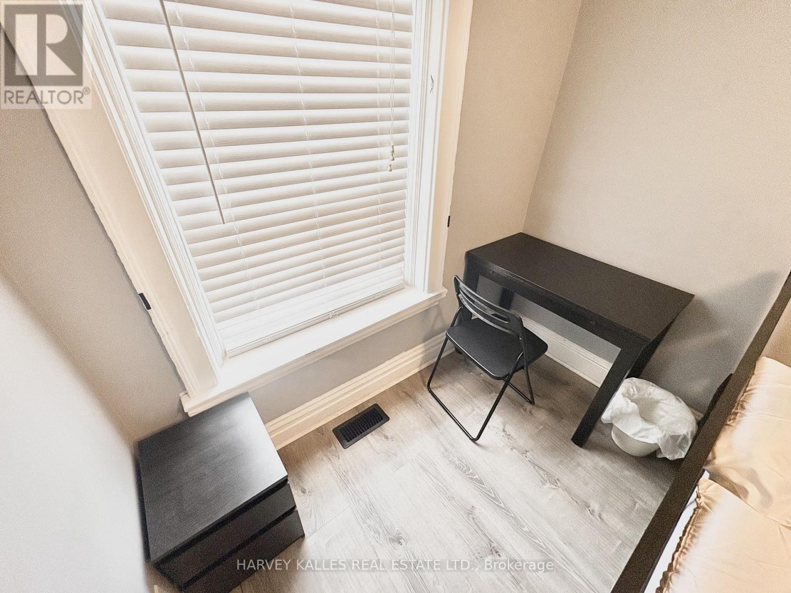 2 - 11 Saint Patricks Square, Toronto (Kensington-Chinatown), Ontario  M5T 1W8 - Photo 12 - C12839602