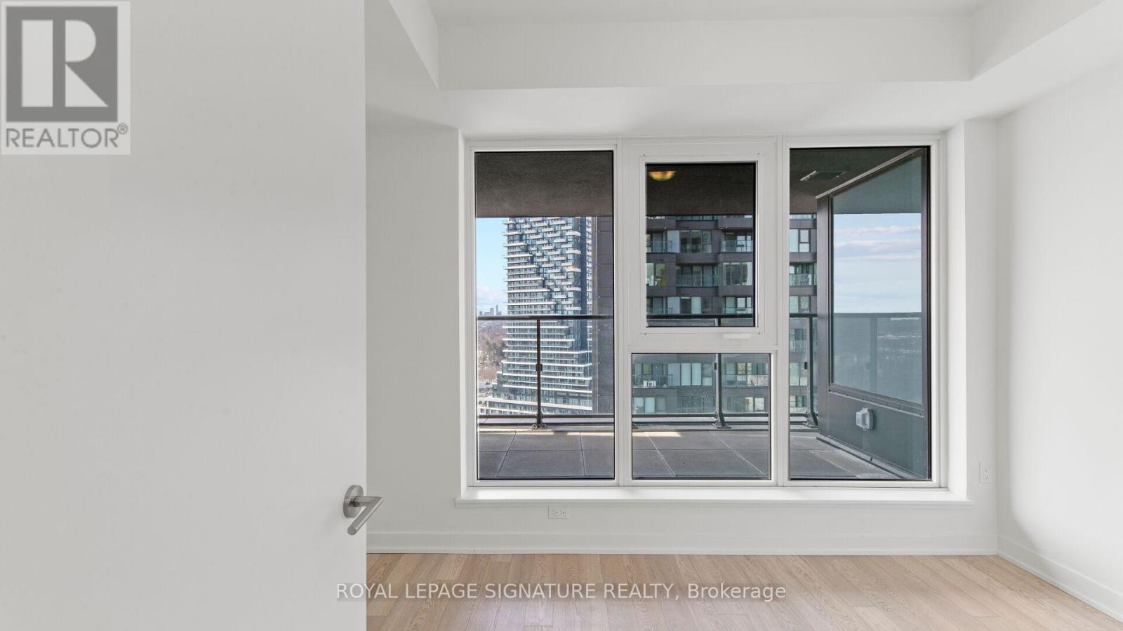 1804 - 1 Quarrington Lane, Toronto, Ontario  M3C 0S4 - Photo 17 - C12839638