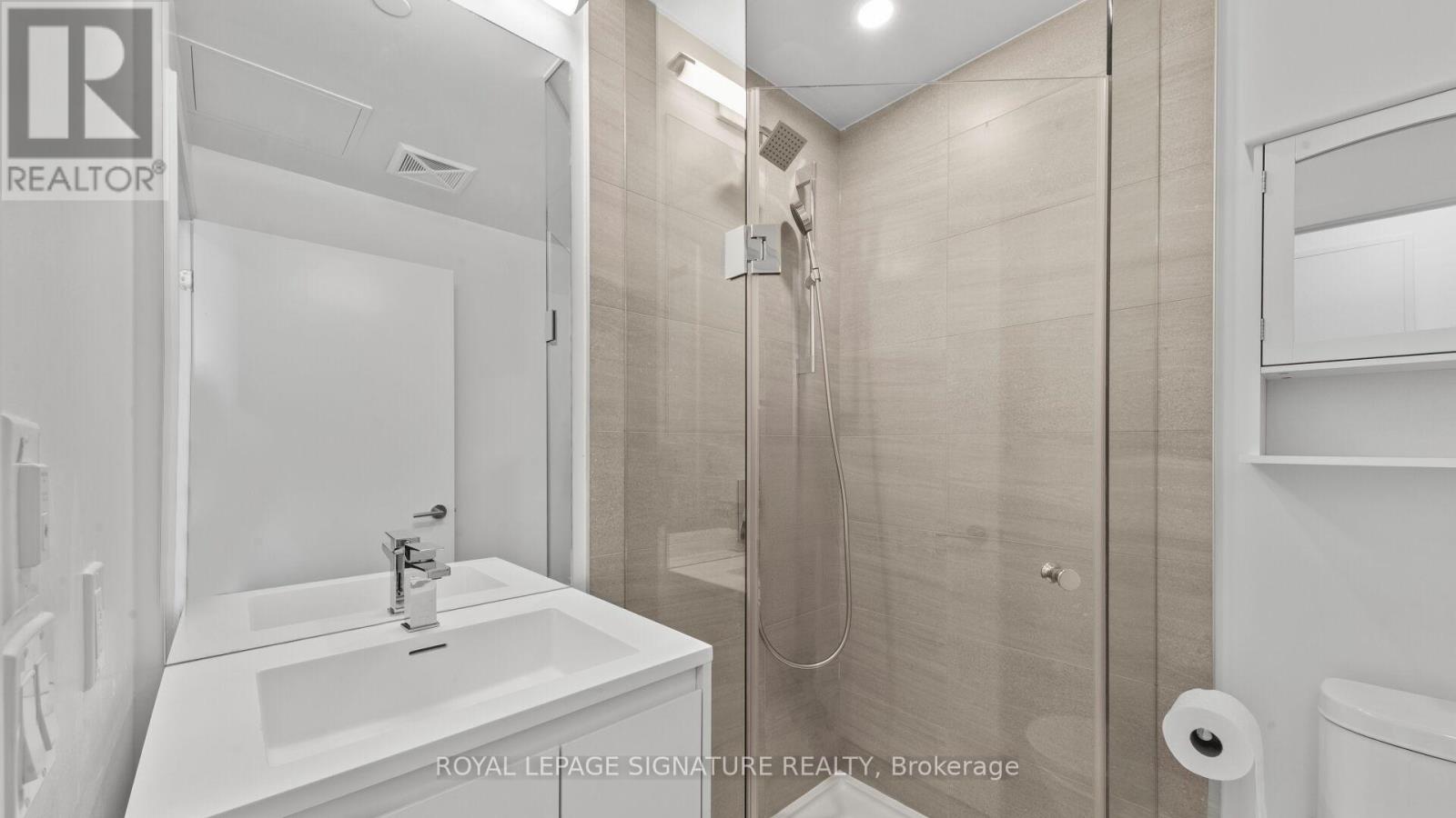 1804 - 1 Quarrington Lane, Toronto, Ontario  M3C 0S4 - Photo 22 - C12839638