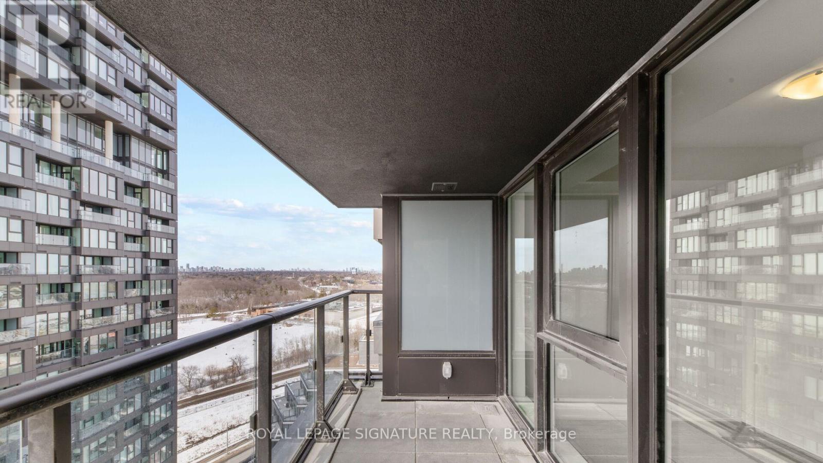 1804 - 1 Quarrington Lane, Toronto, Ontario  M3C 0S4 - Photo 24 - C12839638