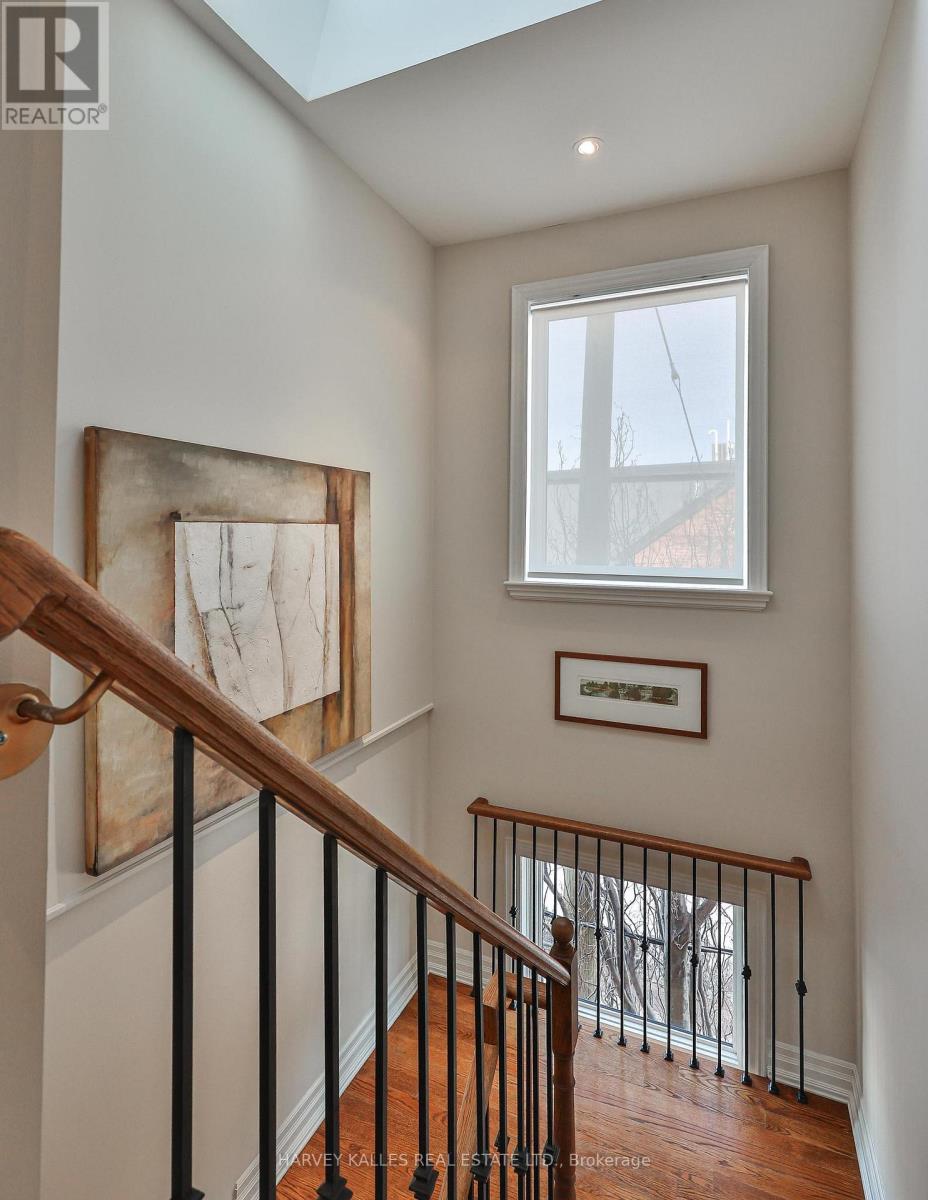 52 Shaftesbury Avenue, Toronto, Ontario  M4T 1A2 - Photo 24 - C12839660