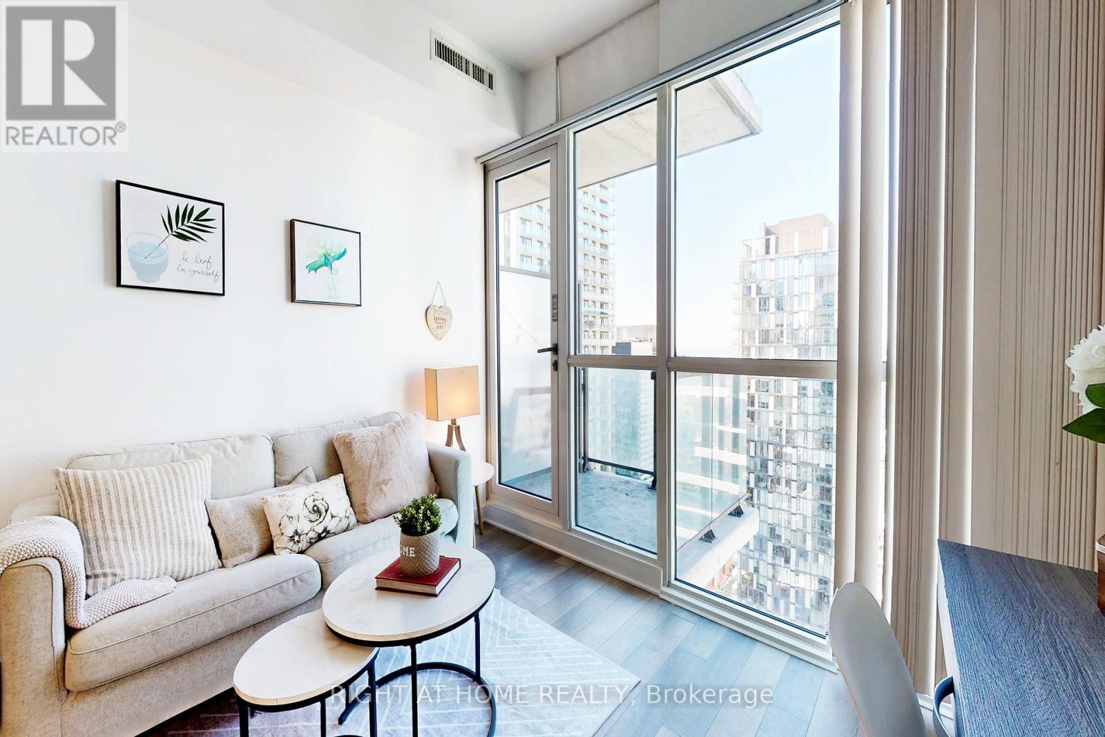 3603 - 290 Adelaide Street W, Toronto, Ontario  M5V 1P6 - Photo 8 - C12839666