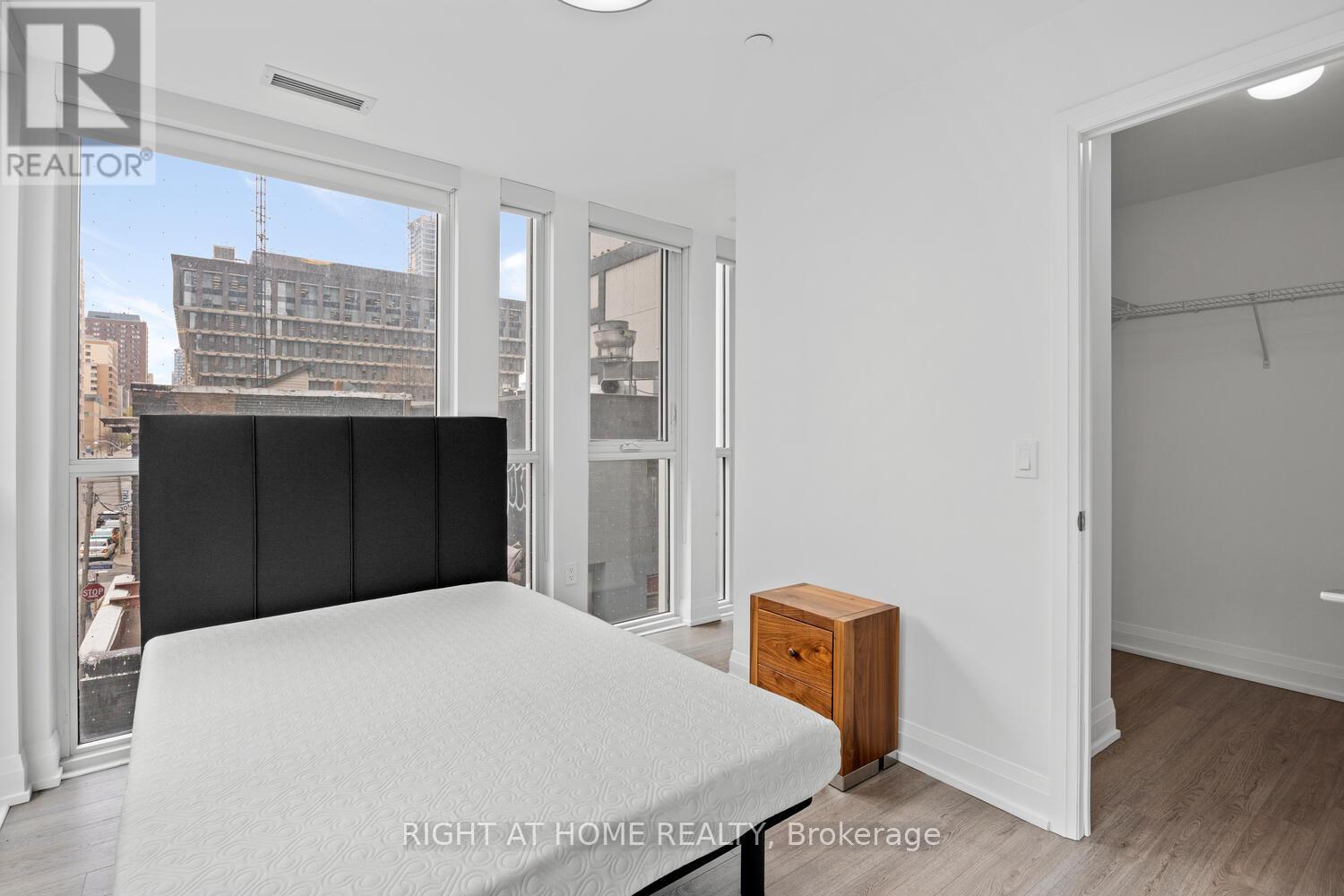 315 - 77 Mutual Street, Toronto, Ontario  M5B 0B9 - Photo 18 - C12839690