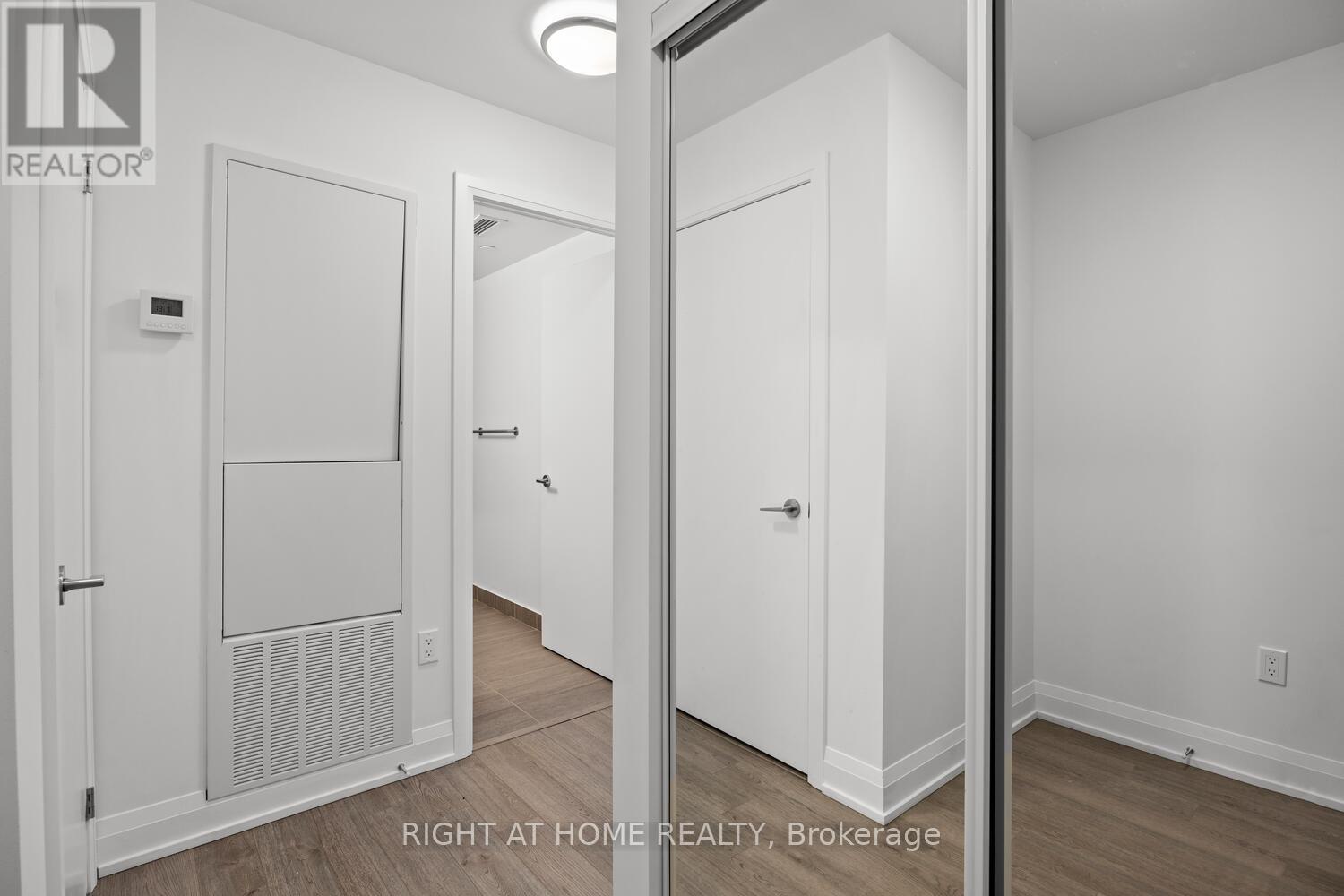 315 - 77 Mutual Street, Toronto, Ontario  M5B 0B9 - Photo 9 - C12839690