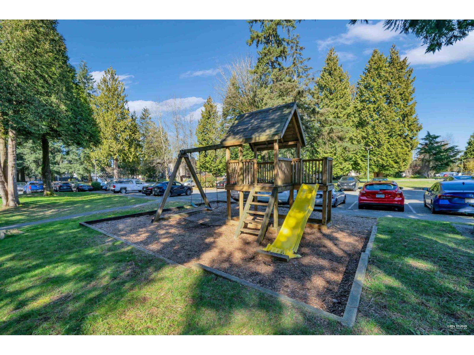14826 Holly Park Lane, Surrey, British Columbia  V3R 6Y2 - Photo 15 - R3095111