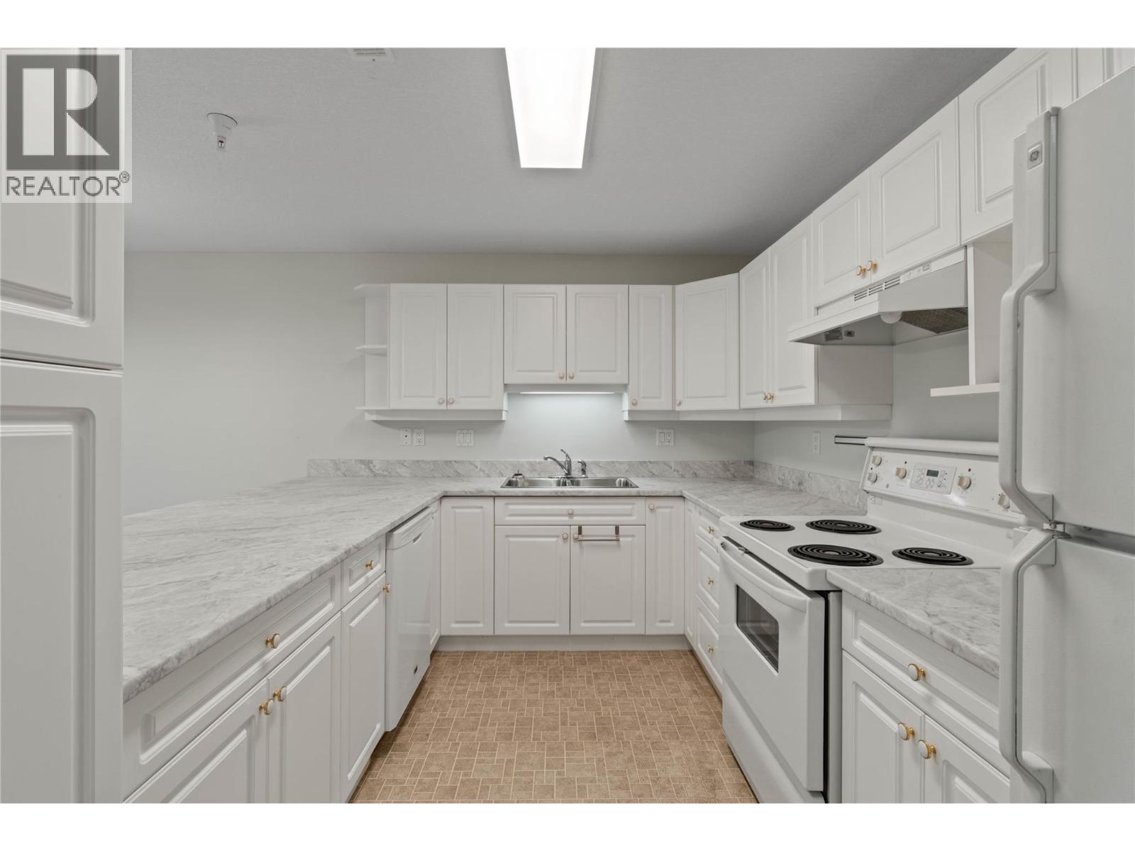 2169 Flamingo Road Unit# 309, Kamloops, British Columbia  V2C 4J8 - Photo 4 - 10377514