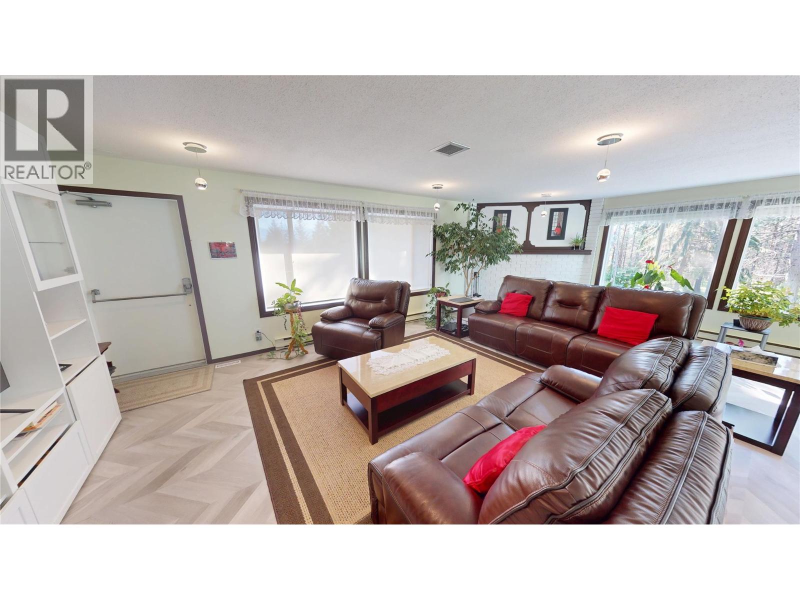 821 Westwood Drive, Cranbrook, British Columbia  V1C 4H5 - Photo 8 - 10377826