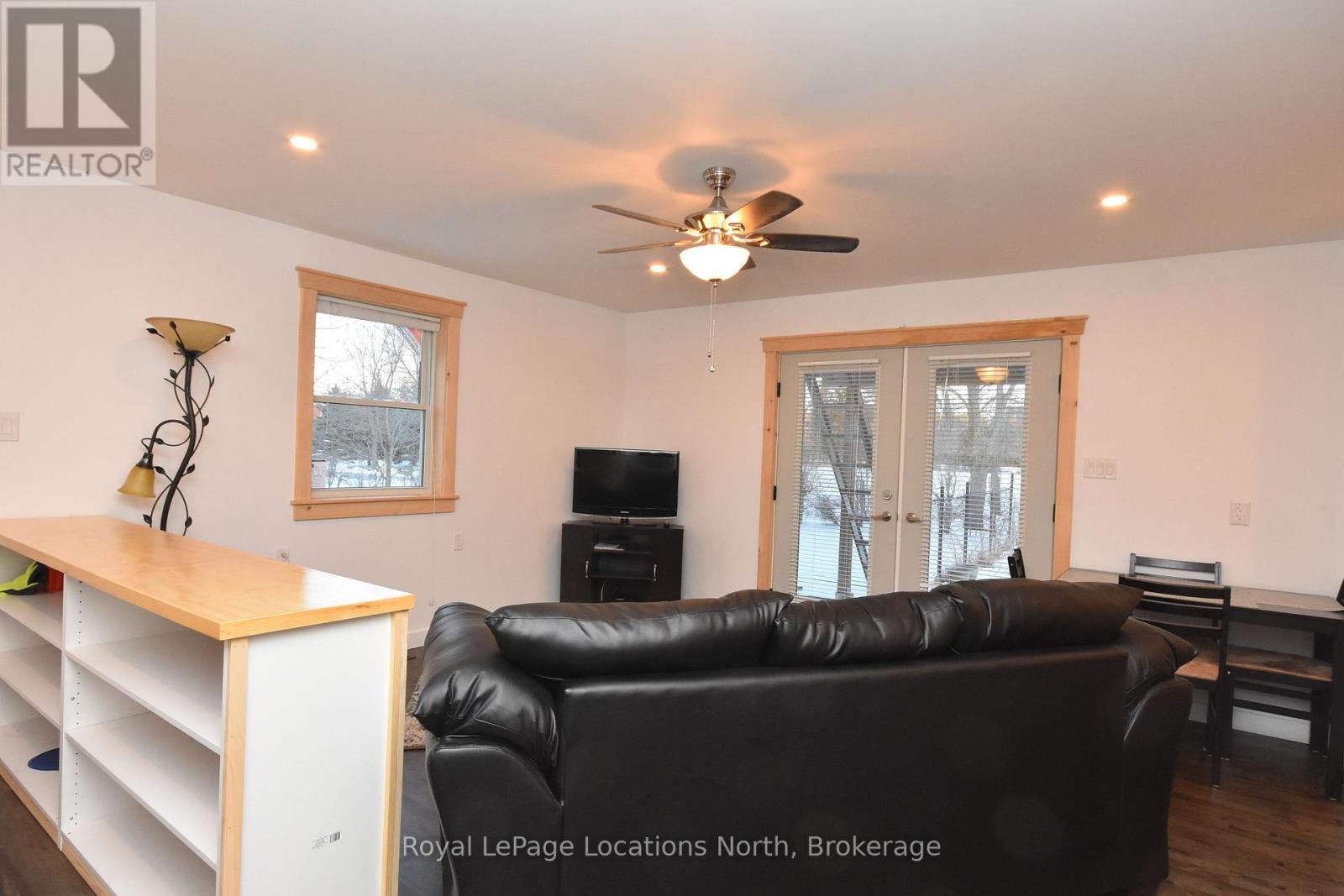 236 Phillips Street, Clearview, Ontario L0M 1S0 - Photo 23 - S12780850