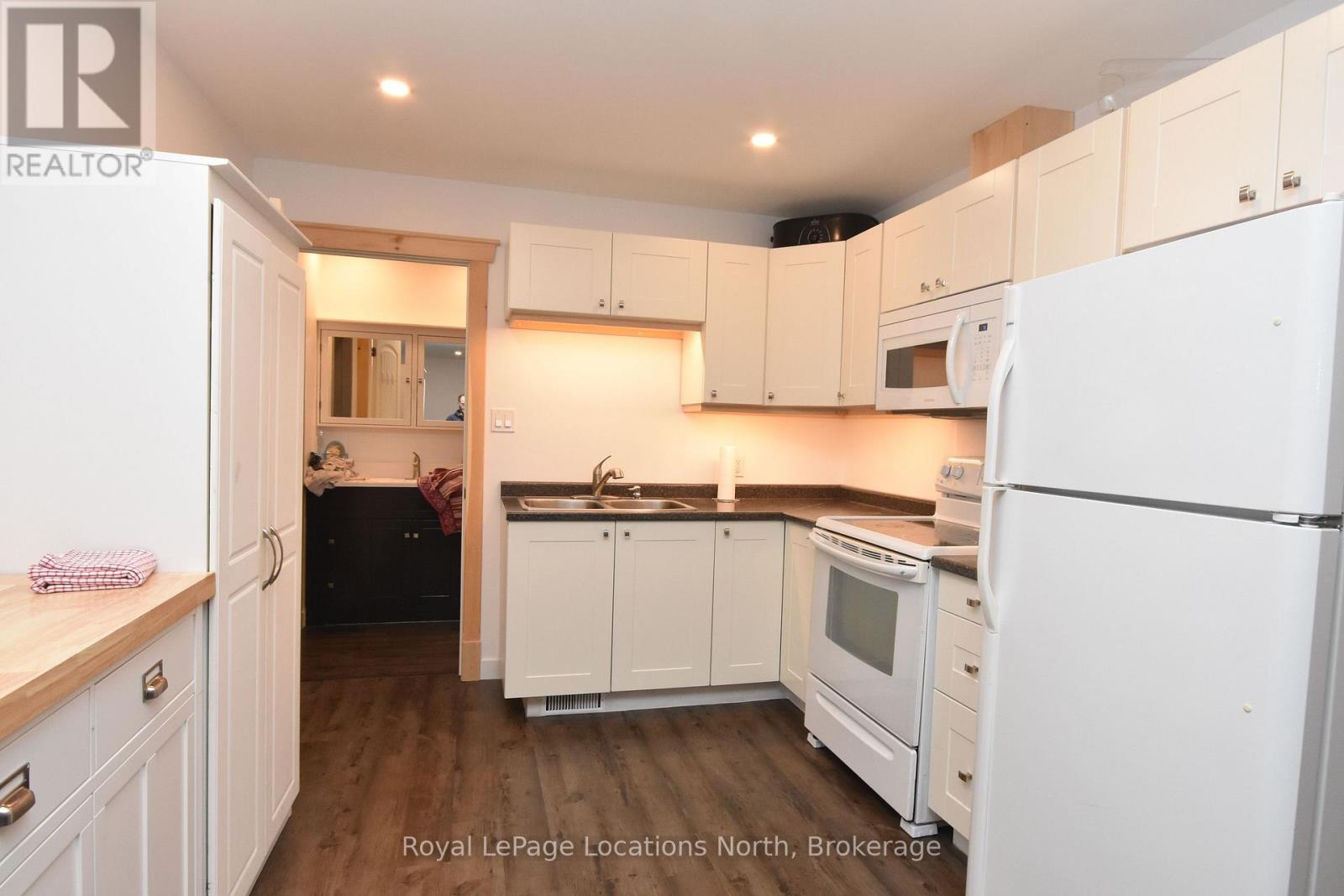 236 Phillips Street, Clearview, Ontario L0M 1S0 - Photo 22 - S12780850