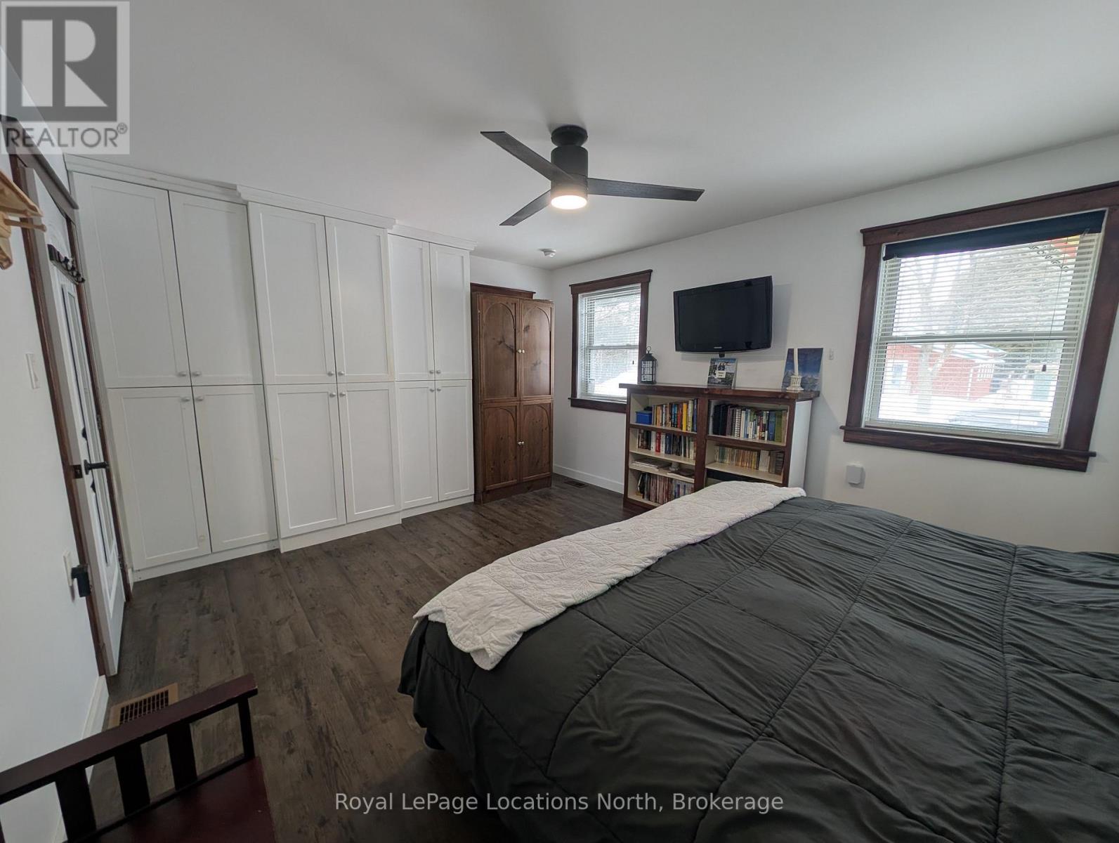 236 Phillips Street, Clearview, Ontario L0M 1S0 - Photo 41 - S12780850