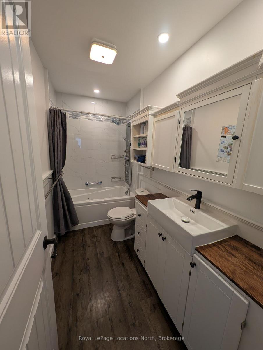 236 Phillips Street, Clearview, Ontario L0M 1S0 - Photo 44 - S12780850