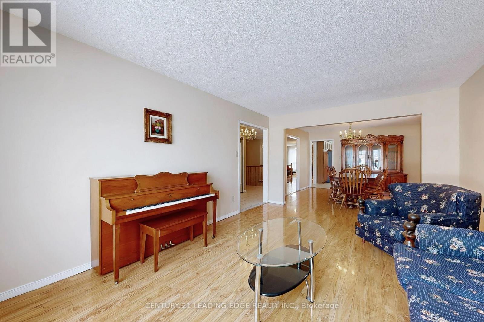 9 Coates Crescent, Richmond Hill, Ontario  L4E 2M3 - Photo 12 - N12835370