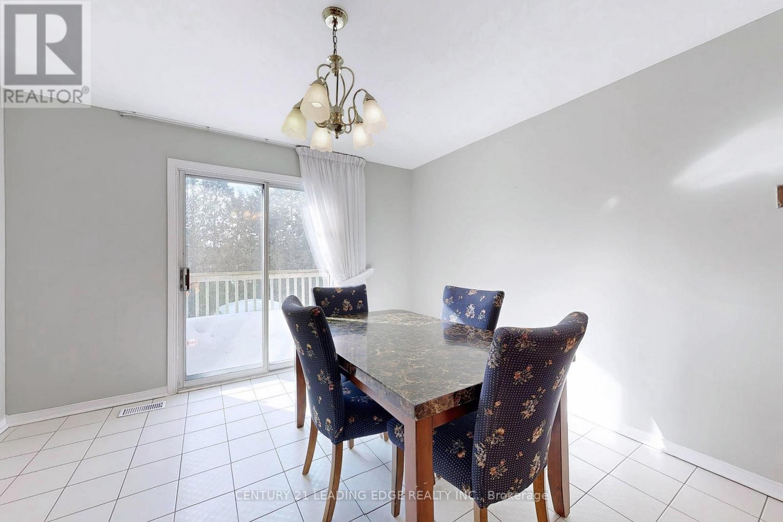 9 Coates Crescent, Richmond Hill, Ontario  L4E 2M3 - Photo 31 - N12835370