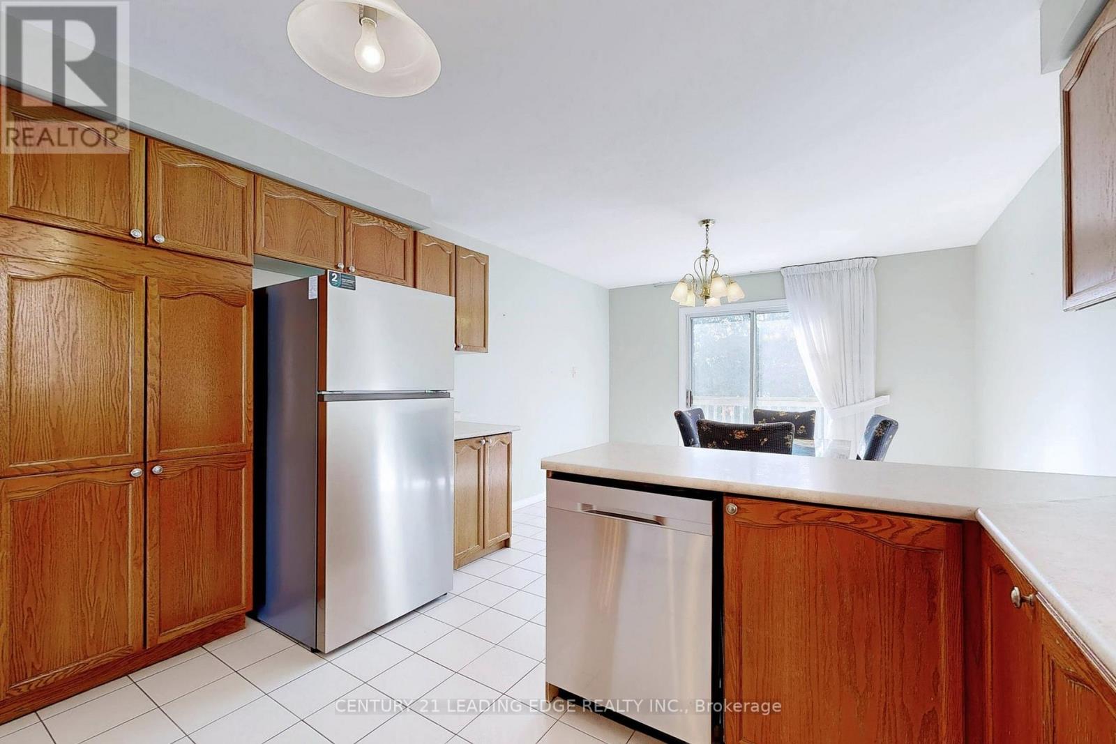 9 Coates Crescent, Richmond Hill, Ontario  L4E 2M3 - Photo 26 - N12835370