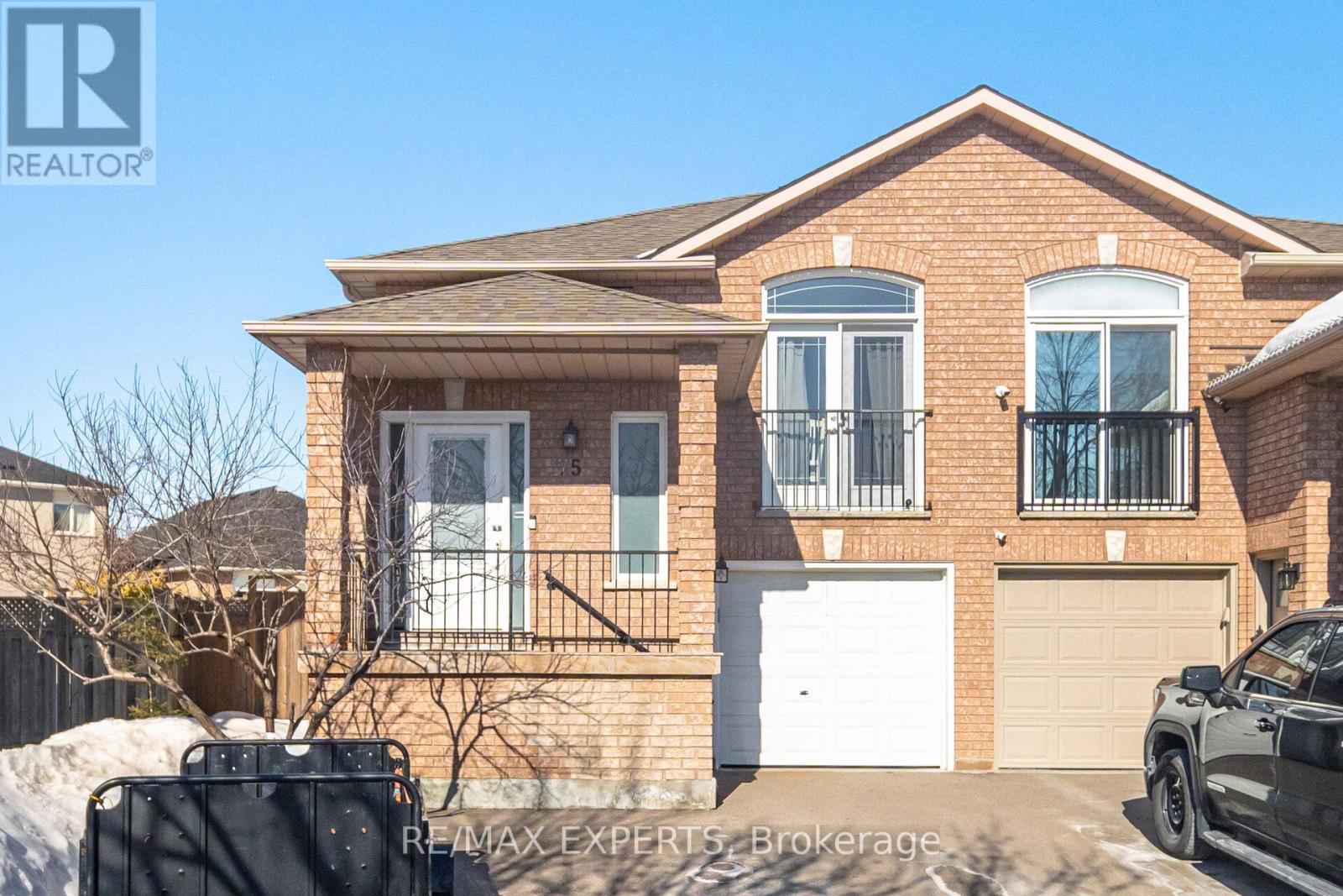 75 Corkwood Crescent, Vaughan, Ontario  L6A 3B4 - Photo 1 - N12839634