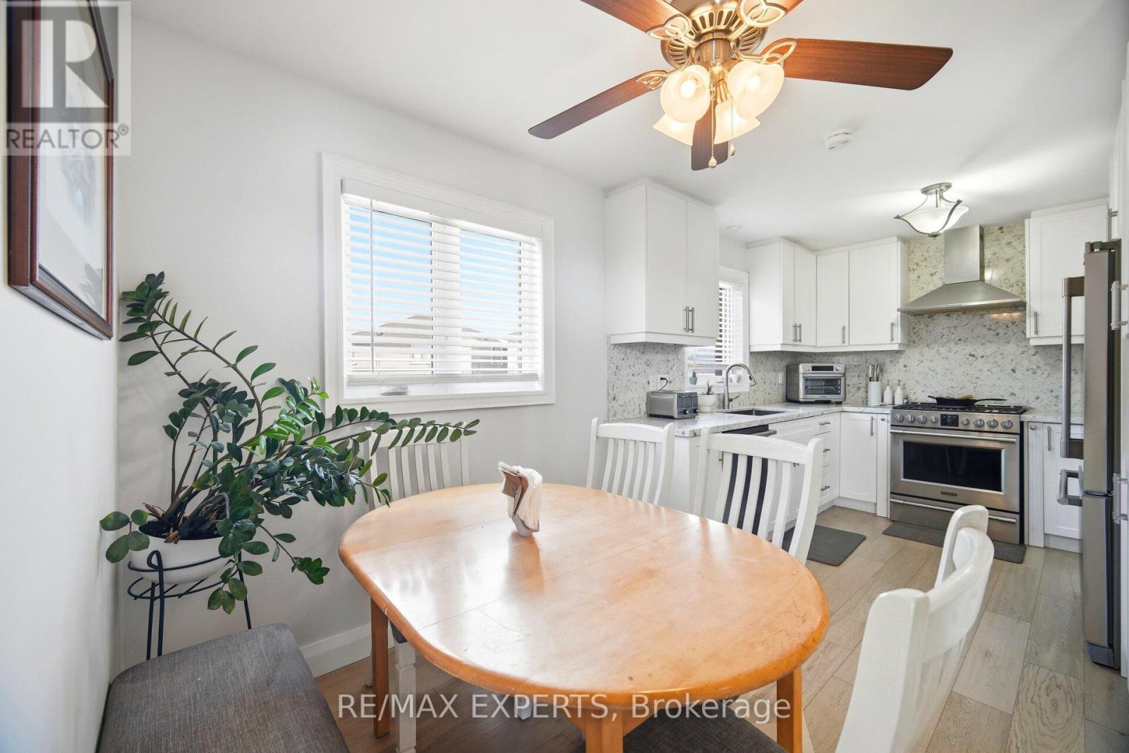 75 Corkwood Crescent, Vaughan, Ontario  L6A 3B4 - Photo 12 - N12839634